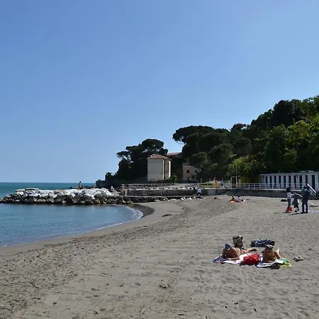 La Perla Del Magra Holidays House Monte Marcello Exterior photo