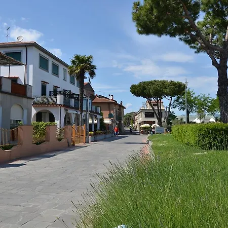 La Perla Del Magra Holidays House Monte Marcello Exterior photo